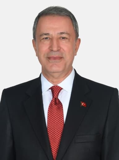 Hulusi Akar
